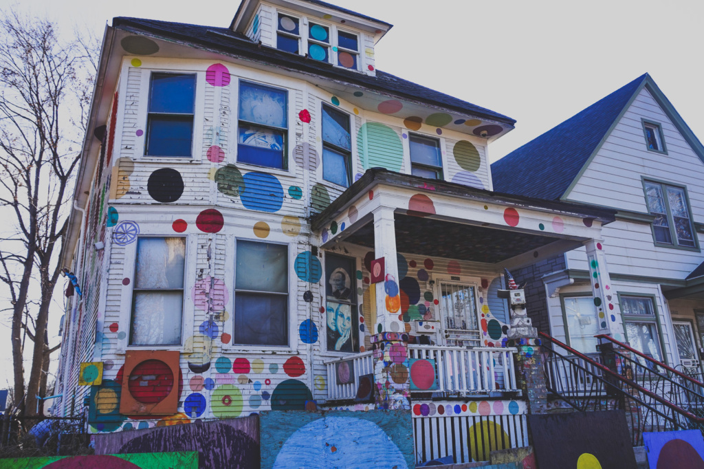 Detroit_HeidelbergProject_art2